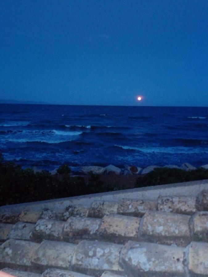 הוילה La Maddalena  Casa Bon' Aria Fronte Mare Sud Sardegna מראה חיצוני תמונה